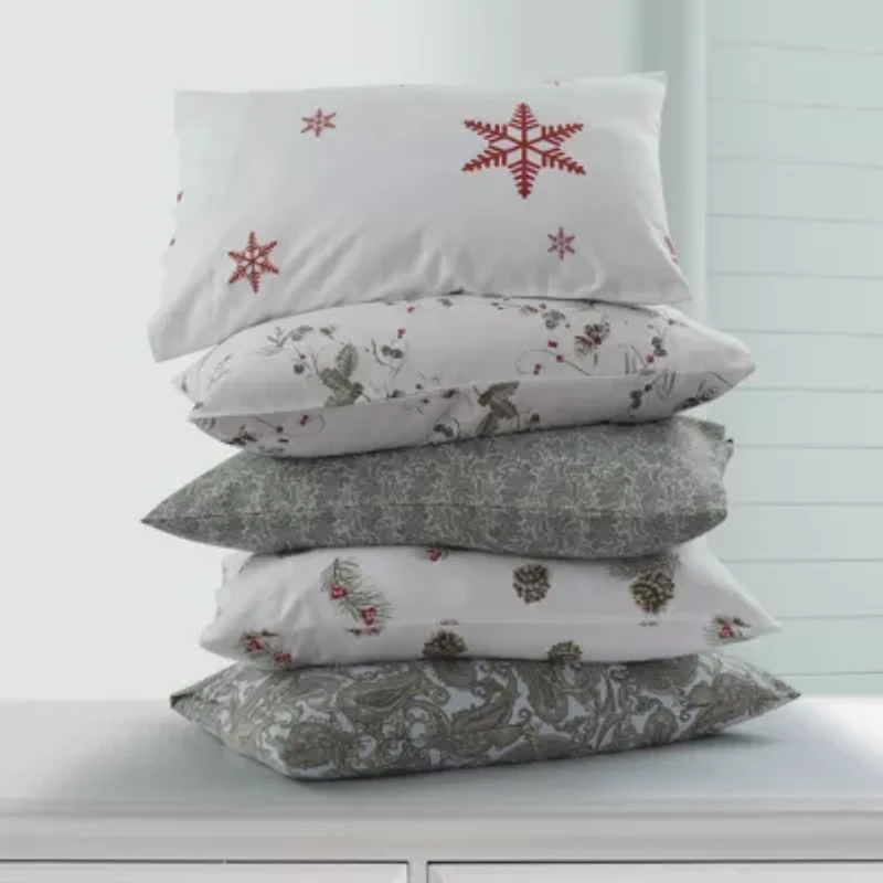 Pine Cones and Berries Portuguese Cotton Flannel Pillowcase Set