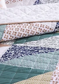 Floral Patchwork Quilt Set