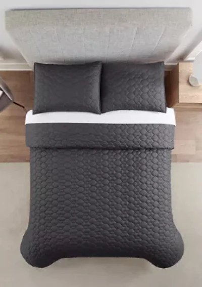 Simply Comfort Solid Quilt Set