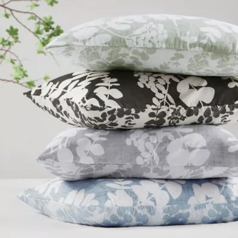 Aria Floral Print Revesible Comforter Set