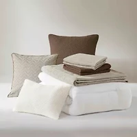 Chapman Comforter Set