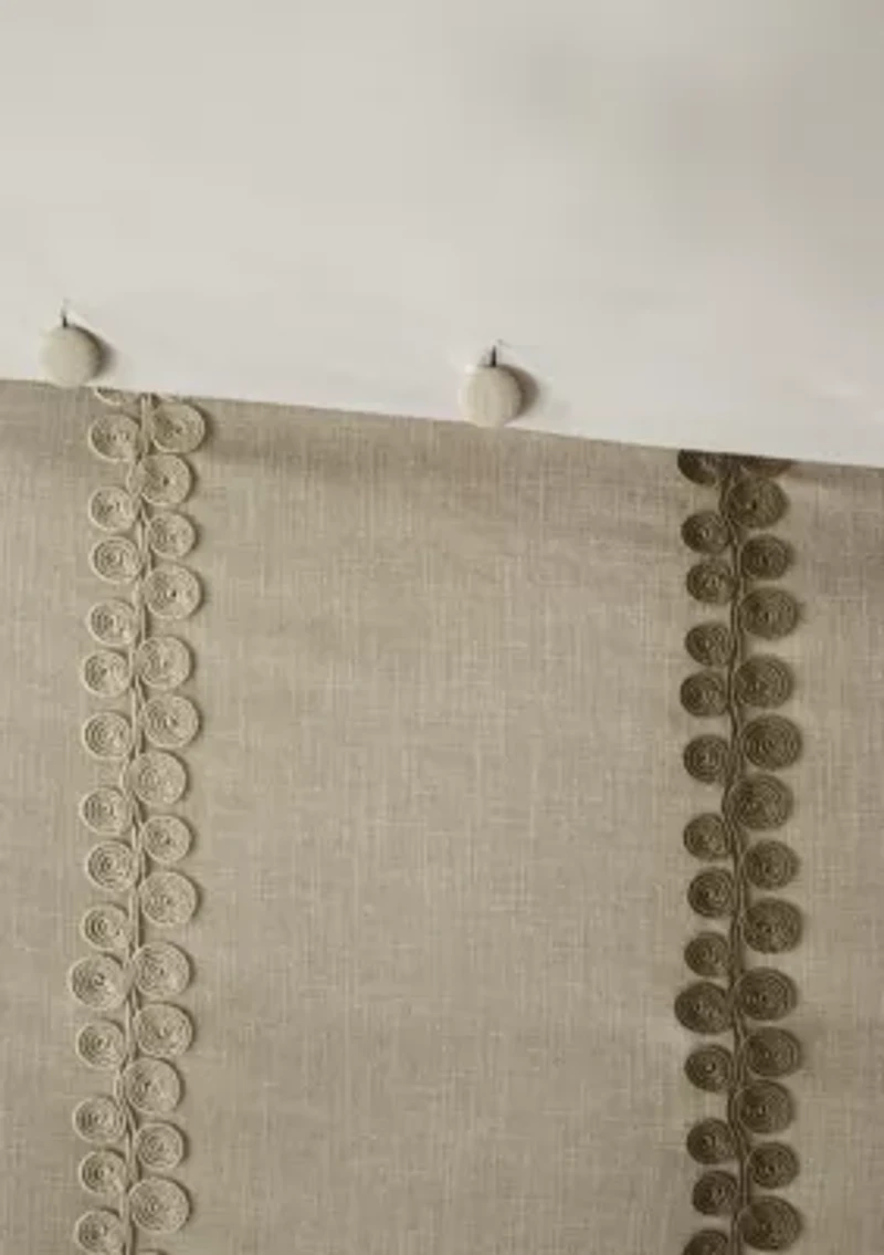 Chateau Comforter Set