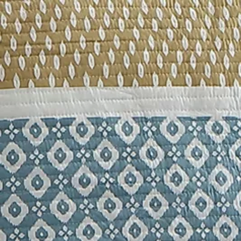 Alexis Quilt Set