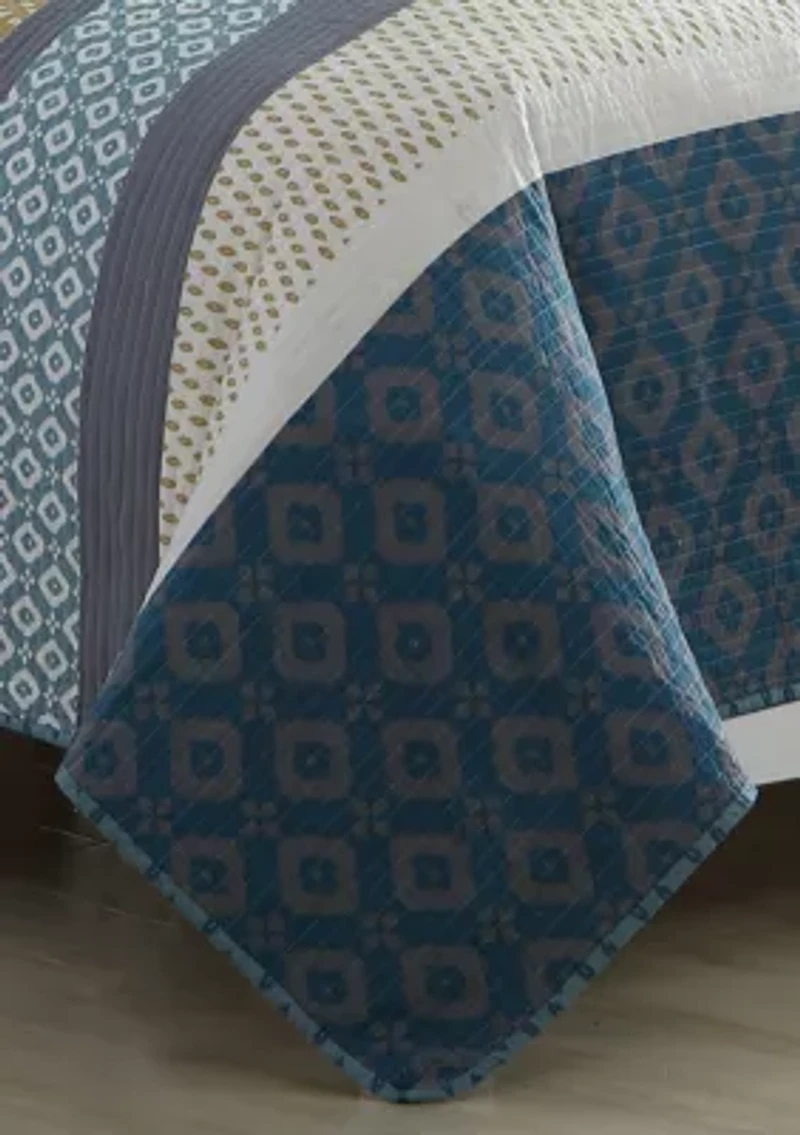 Alexis Quilt Set