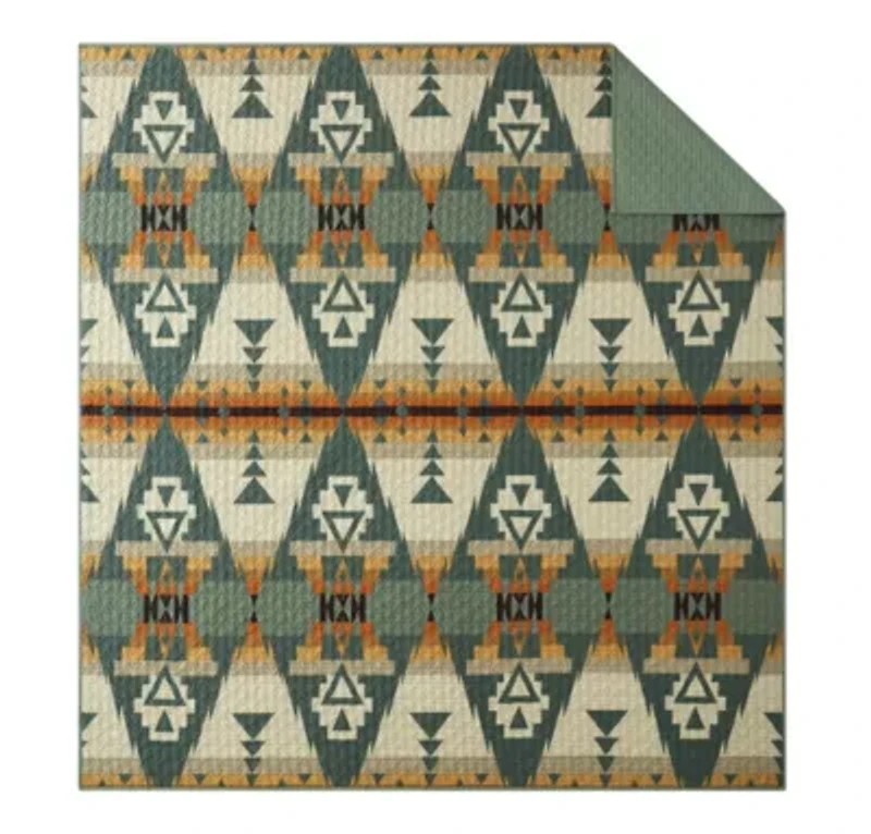 Siskiyou Coverlet Set