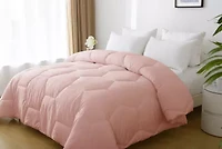 Better Style Home Oversized Microfiber Honeycomb Comforter Insert Queen Dewkist
