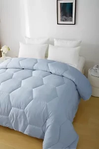 Better Style Home Oversized Microfiber Honeycomb Comforter Insert Queen Dewkist