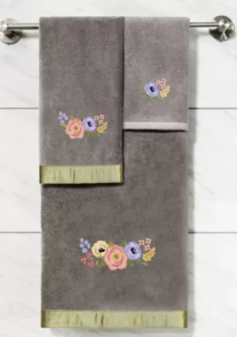 VERANO 2PC Embellished Fingertip Towel Set