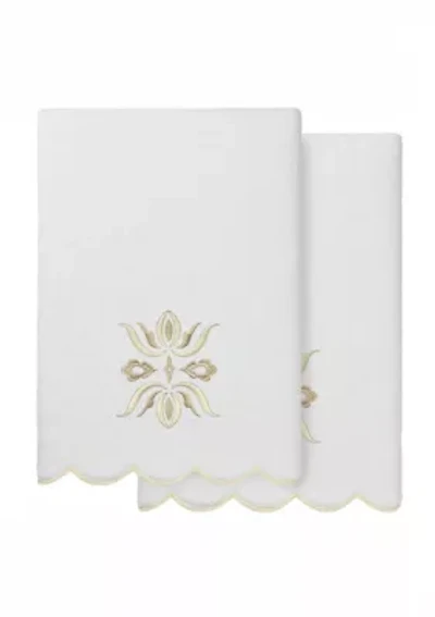 Flower Crest Scallop 2PC Embellished Bath Towel Set