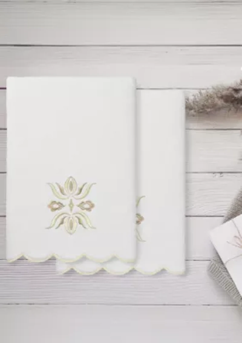 Flower Crest Scallop 2PC Embellished Bath Towel Set