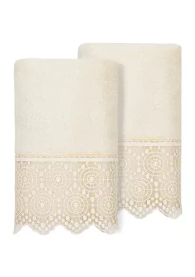ARIAN 2PC Cream Lace Embellished Hand Towel Set
