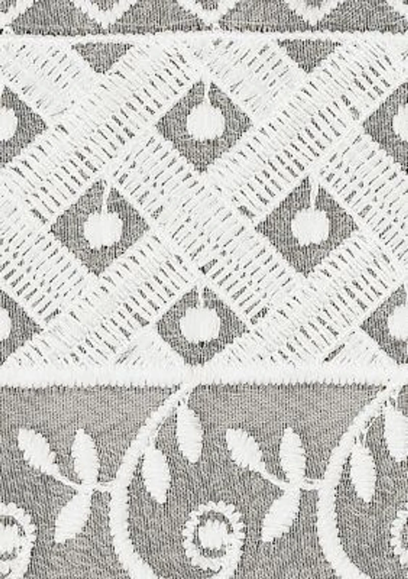 AIDEN 3PC White Lace Embellished Towel Set