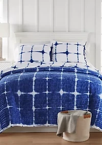 Akita Quilt Set