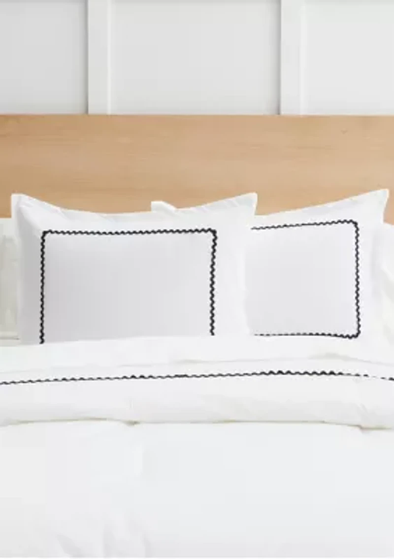 Rickrack Border Comforter Set
