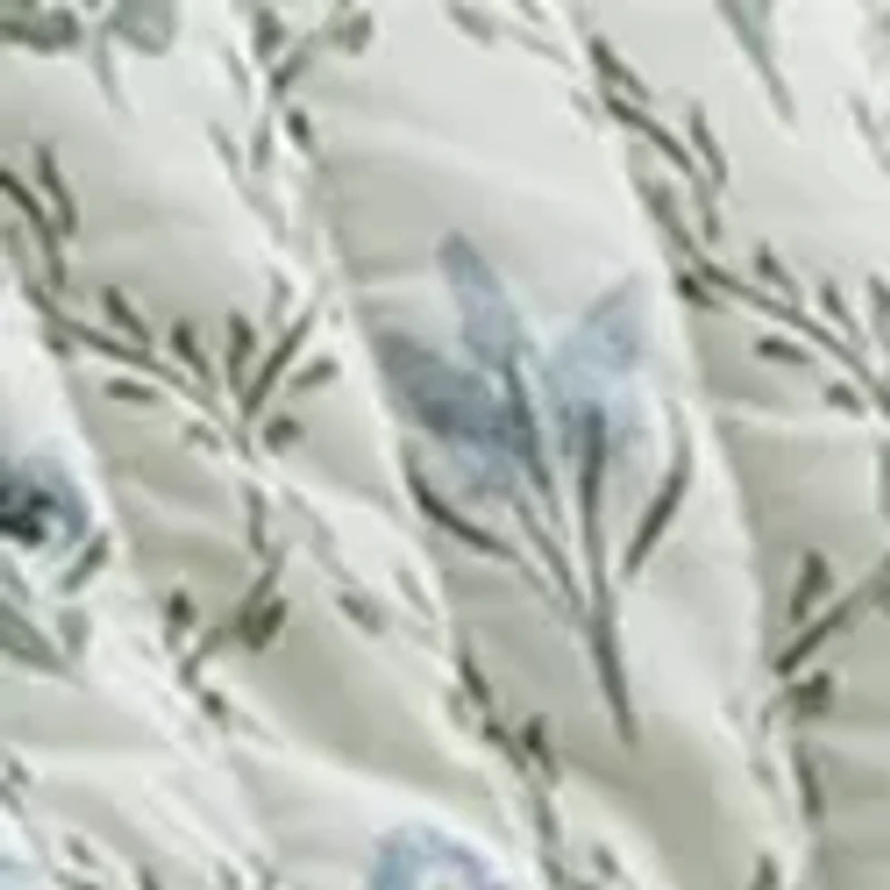 Floral Lattice Quilt Set