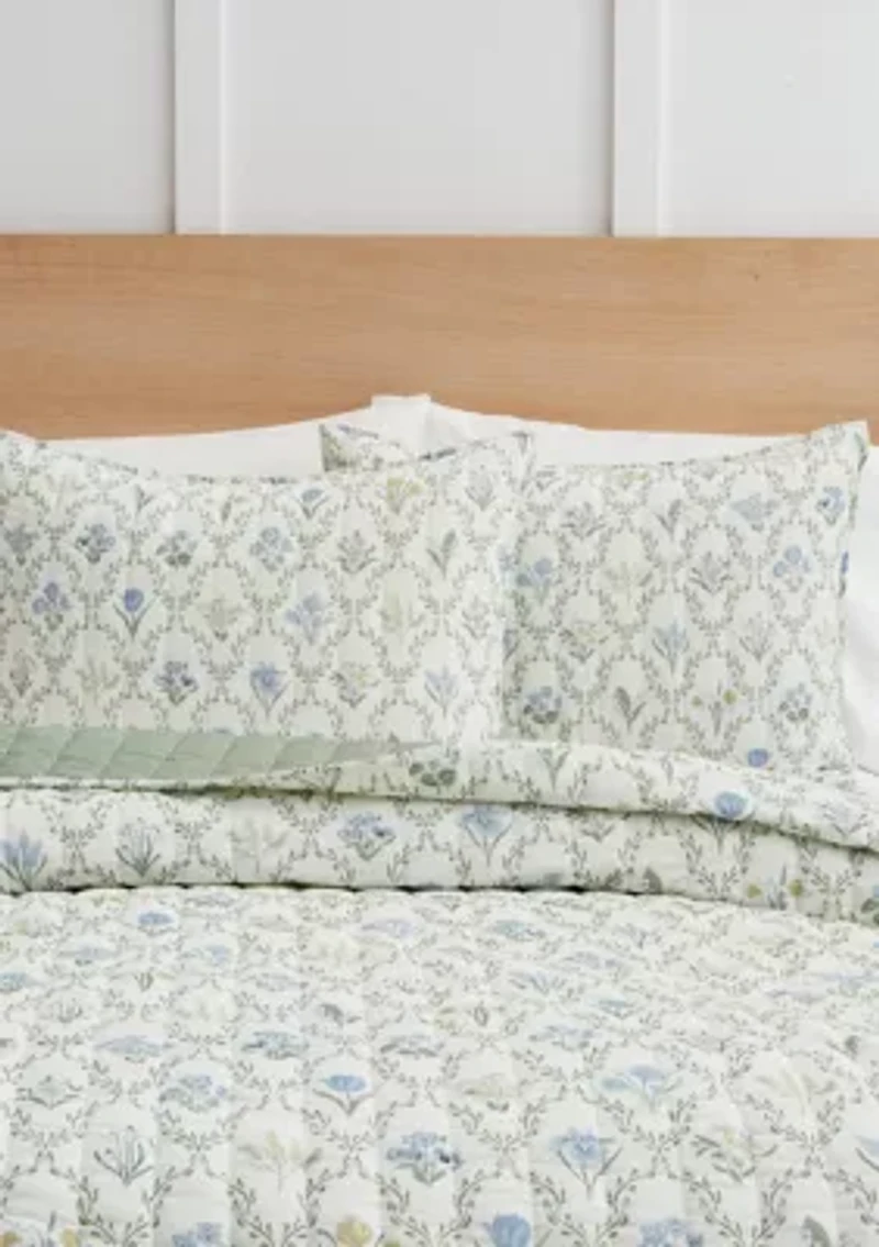 Floral Lattice Quilt Set