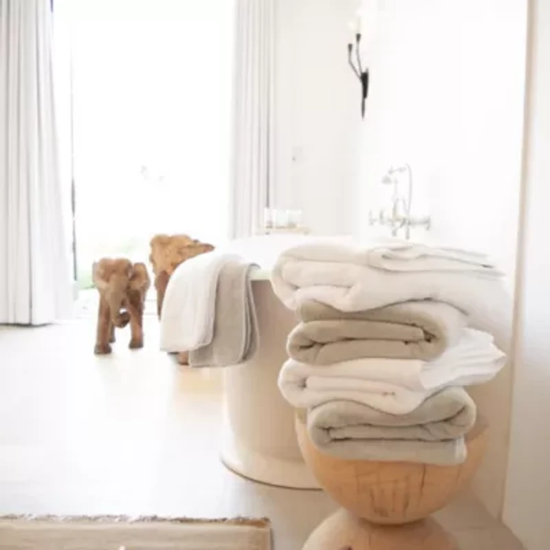 Lago 100% Cotton Ultra Absorbent Towel