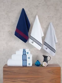 Fancy Border 2 pcs Bath Towels
