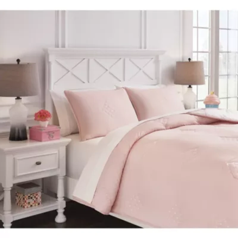 Lexann Comforter Set