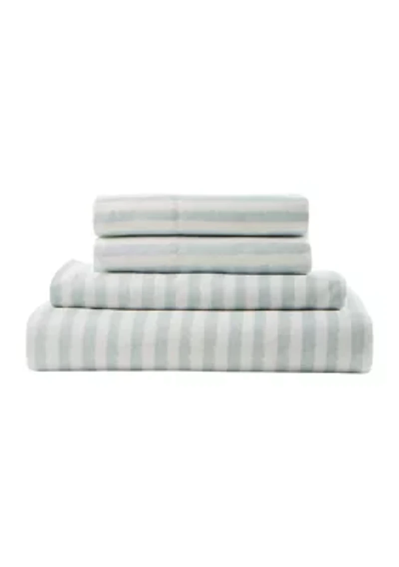 Abstract Ikat Comforter Set
