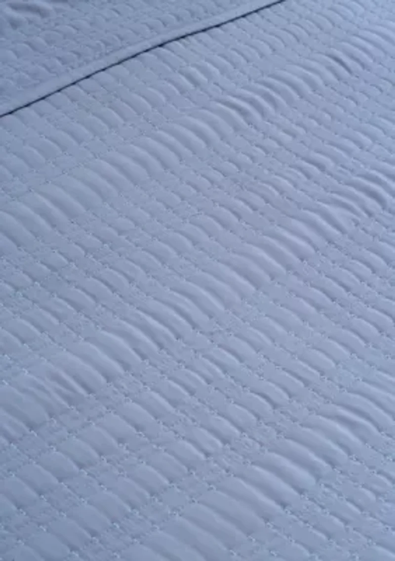 Solid Stitch 3-Piece Quilt Set