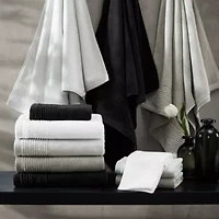 Sculpted Pleat Solid 3-Piece Towel Set