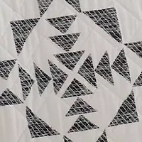Arrowhead Reversible Quilt Set