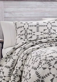 Arrowhead Reversible Quilt Set