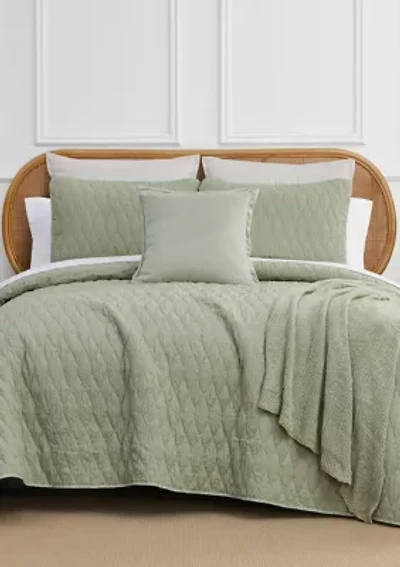 Decorative Comforter Set