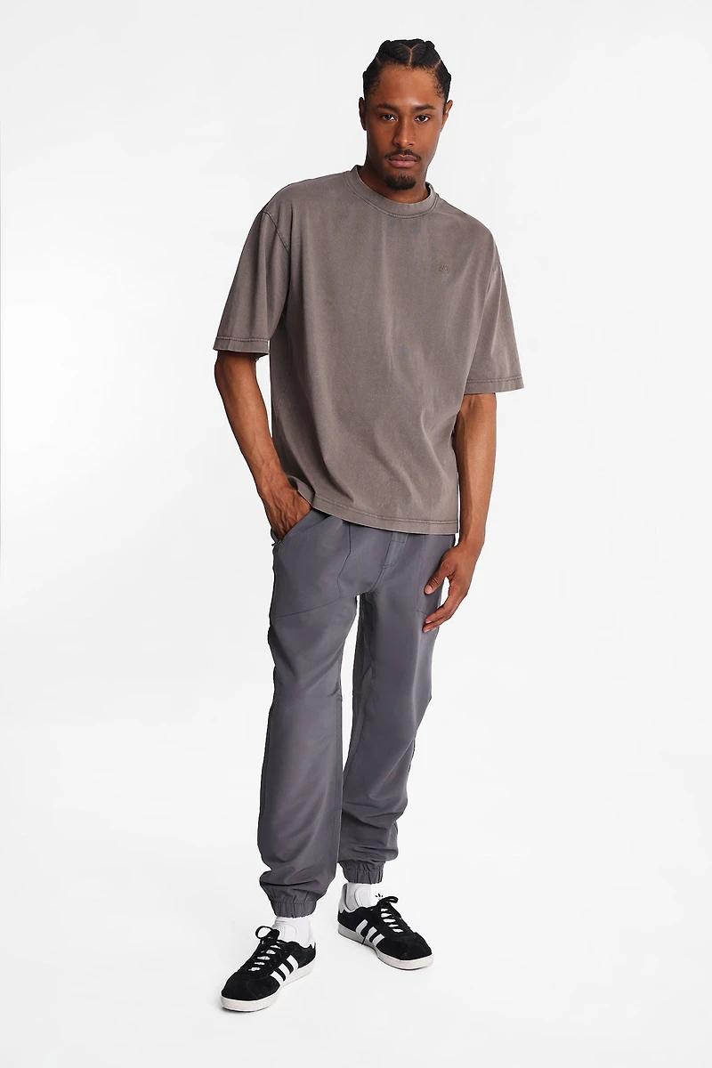 Zip-Pockets Traveler Jogger