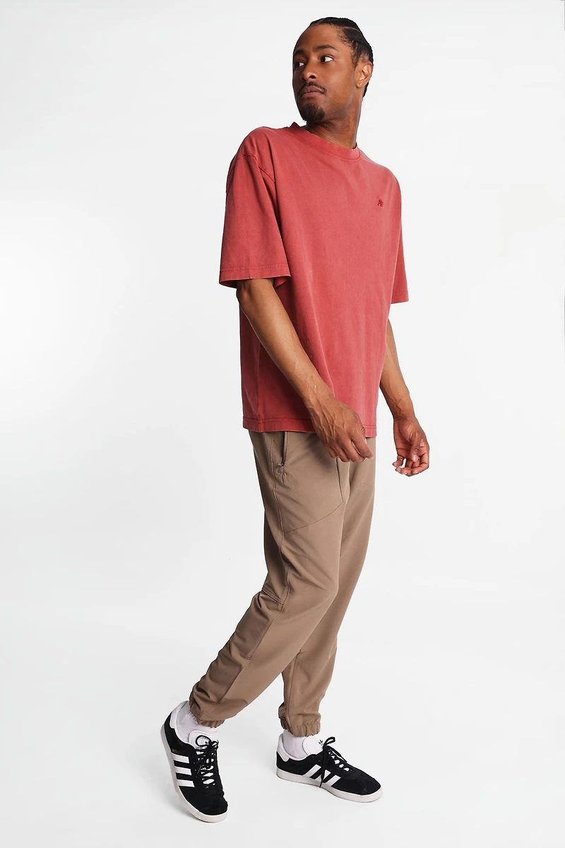Zip-Pockets Traveler Jogger