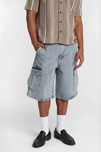 Short ample à poches cargo en denim