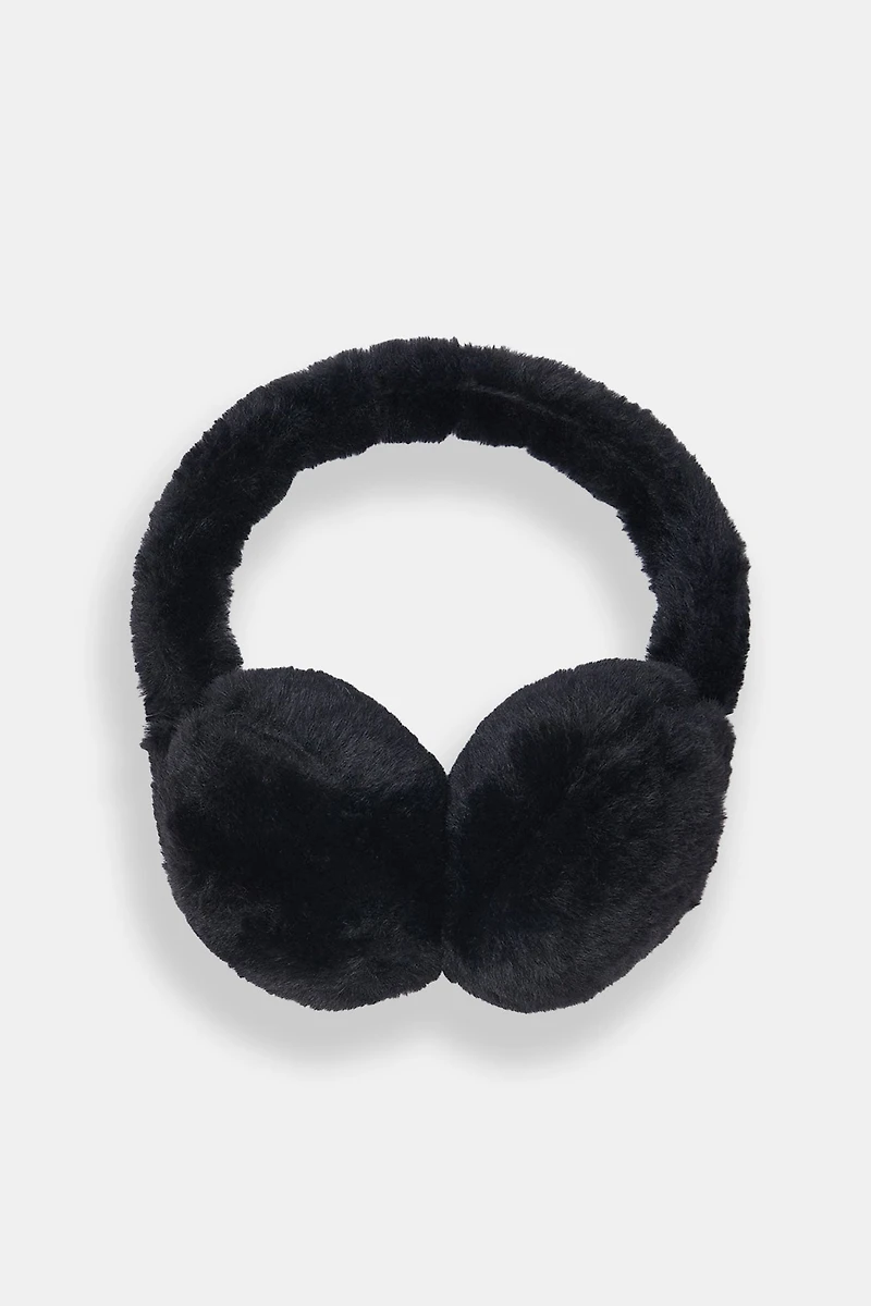 Cache-oreilles pelucheux