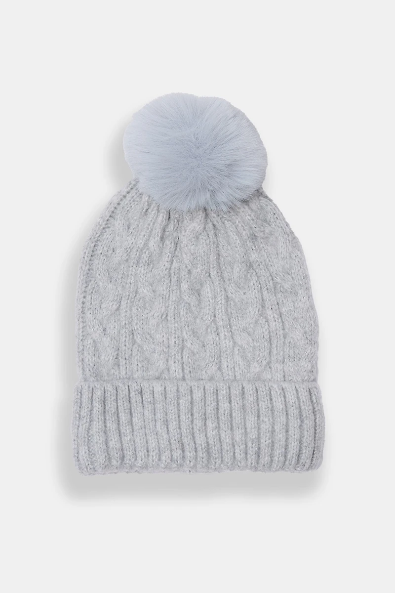 Cable Knit Pom Beanie