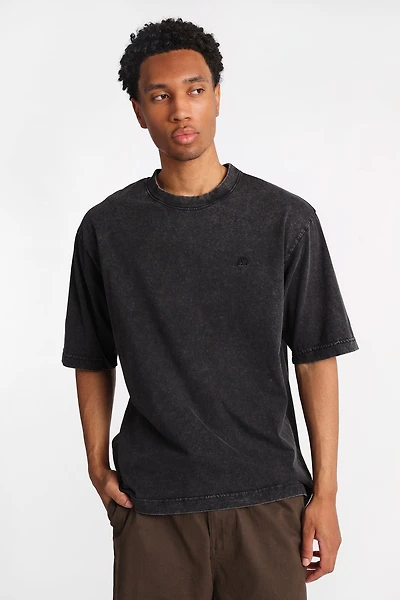 AERO A87 Embroidered Graphic Stone Washed Tee
