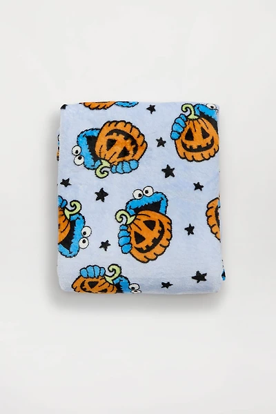 Sesame Street Pumpkin Printed Plush Throw Blanket