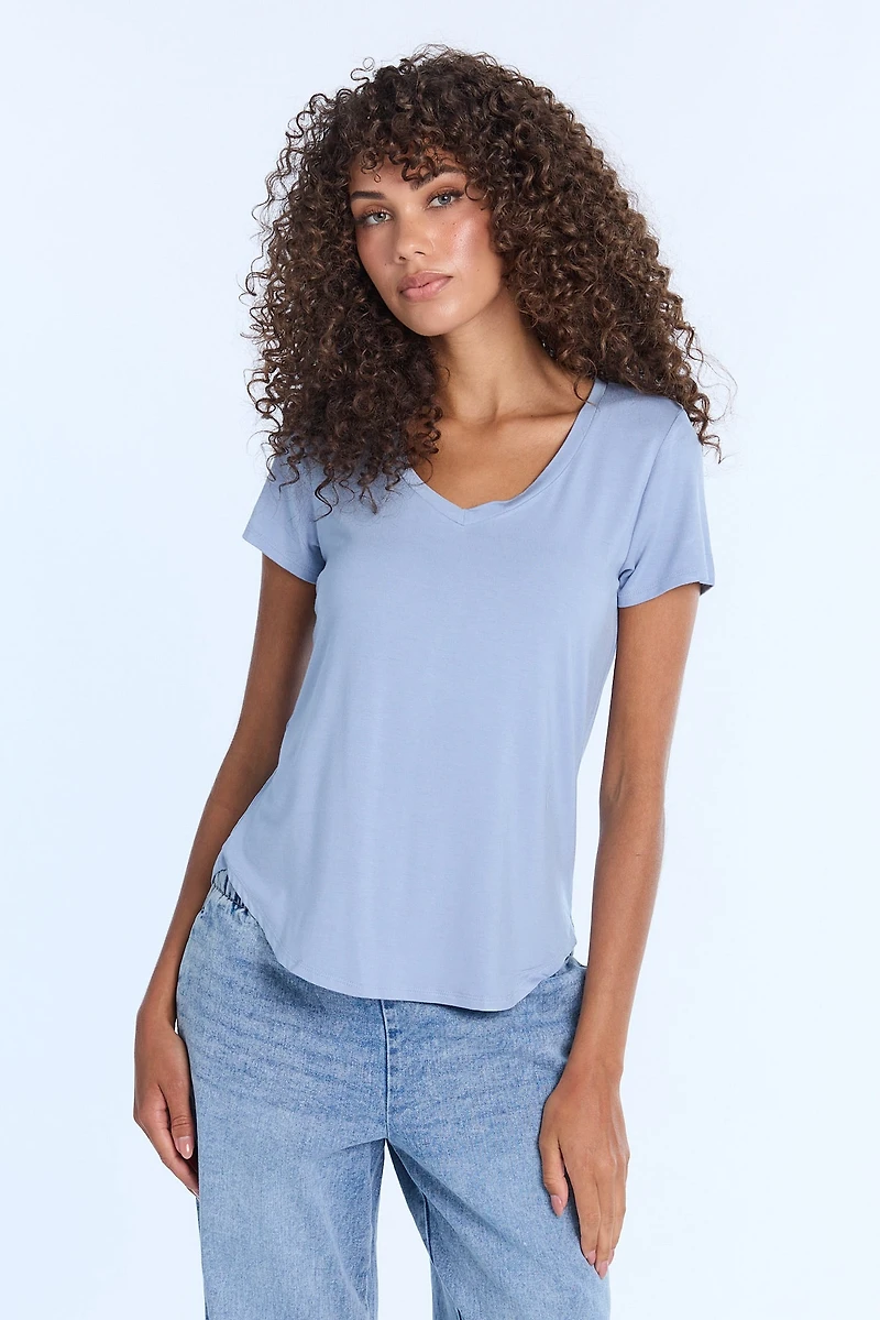 AERO Short Sleeve V-Neck Relaxed Tee