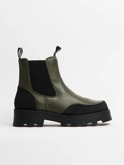 WOMENS COUGAR SHANI BOOT - CLEARANCE
