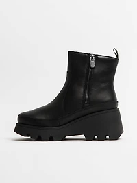 WOMENS COUGAR VILLA - CLEARANCE