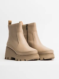 WOMENS COUGAR VILLA BOOT - CLEARANCE