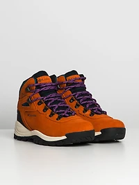 WOMENS COLUMBIA NEWTON RIDGE PLUS WATERPROOF AMPED BOOT - CLEARANCE