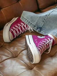 WOMENS CONVERSE CHUCK TAYLOR ALL-STAR LIFT SNEAKER - CLEARANCE