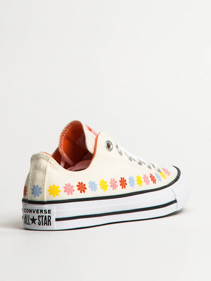 WOMENS CONVERSE CHUCK TAYLOR ALL-STARS OX SNEAKER - CLEARANCE