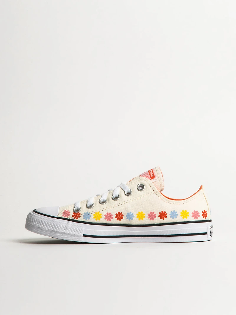 WOMENS CONVERSE CHUCK TAYLOR ALL-STARS OX SNEAKER - CLEARANCE