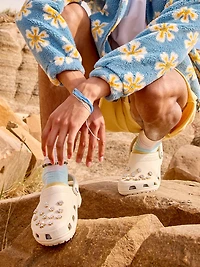 MENS CROCS CLASSIC CLOG - LINEN