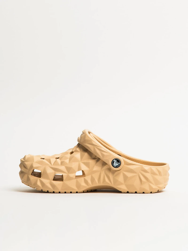 WOMENS CROCS CLASSIC GEOMETRIC CLOG - CLEARANCE
