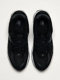 MENS NEW BALANCE 2002 SNEAKER - BLACK