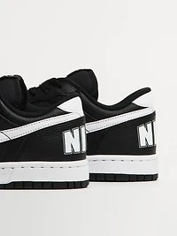 MENS NIKE BIG LOW SNEAKER