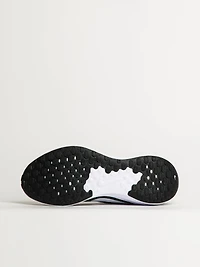 MENS NIKE REVOLUTION 7 RUNNING SHOE - BLACK/WHITE