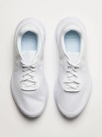 WOMENS NIKE REVOLUTION 7 RUNNING SHOE - WHITE